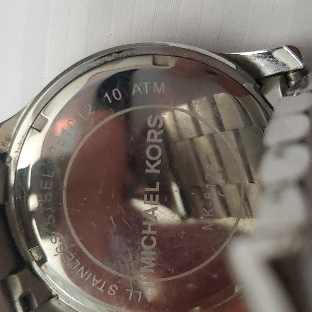 MK watch - Picture 2 of 5